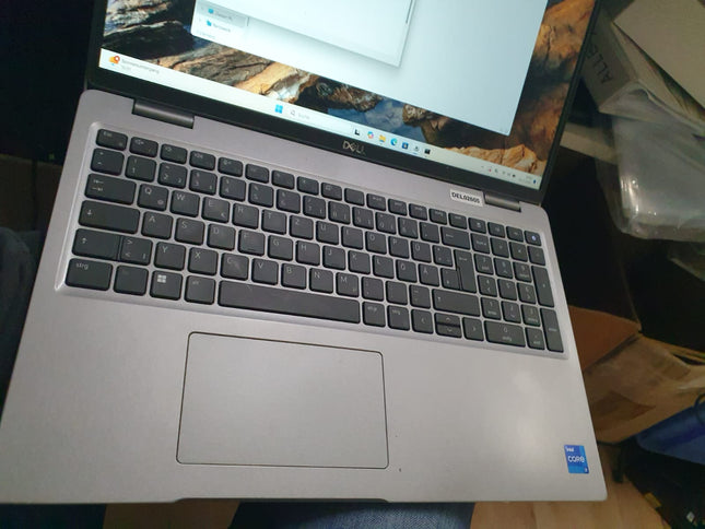 Dell Precision 3571 – Mobile Workstation –